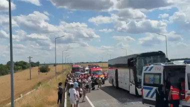Accident grav în Călărași: autocar cu 60 de persoane implicat într-un coliziție
