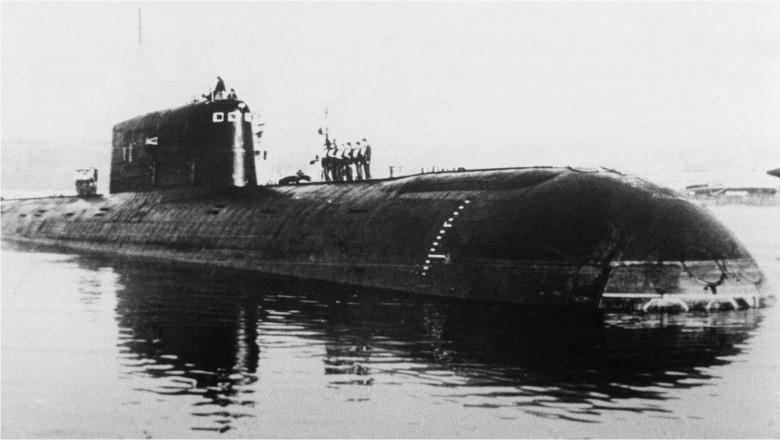 Cum a ajuns „arma secretă invincibilă” a Uniunii Sovietice pe fundul mării. Submarinul nuclear care a…