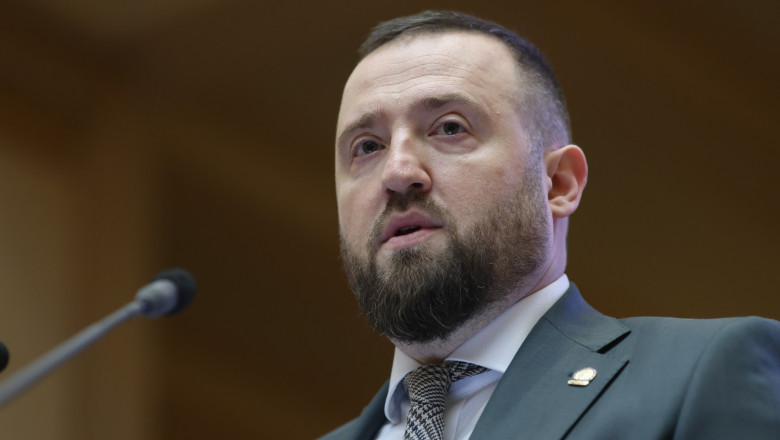 CSM îi ia apărarea lui Marius Voineag, după jignirile aduse de Cristian Ghinea: Depășește cu mult…
