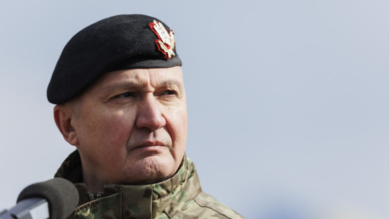 Șeful Armatei laudă pilotul F-16 care a doborât dronă în României