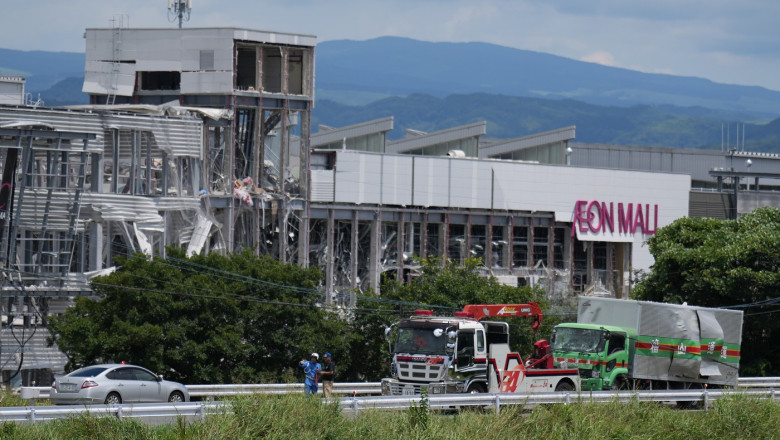 Cutremur în Japonia: 13 morți, salvarea luptă să elibereze victime