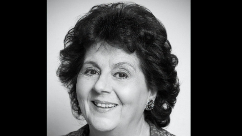 A murit marea actriță Adela Mărculescu