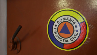 Adăposturile din blocuri vor fi reparate din fonduri locale, promulgă președintele