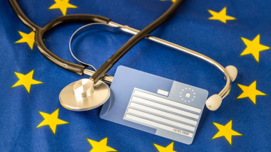 Cardurile europene de sănătate, valabile sau nu în vacanța în străinătate?