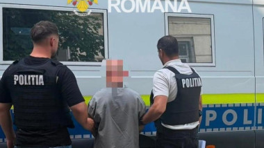 Român prins în Craiova pentru clonarea a sute de carduri și furt de 30.000 euro în Austria