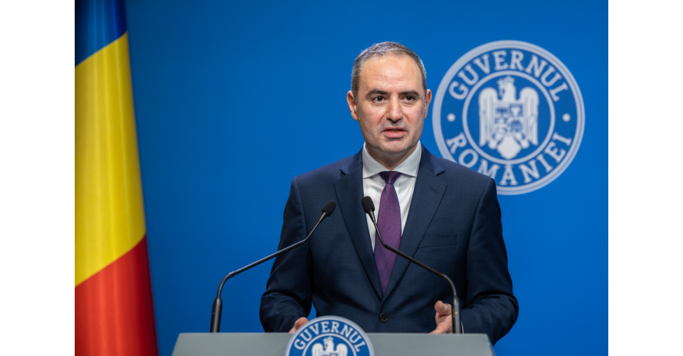 Strânsul curelei dă rezultate: Deficitul bugetar scade la 2% din PIB la jumătatea anului