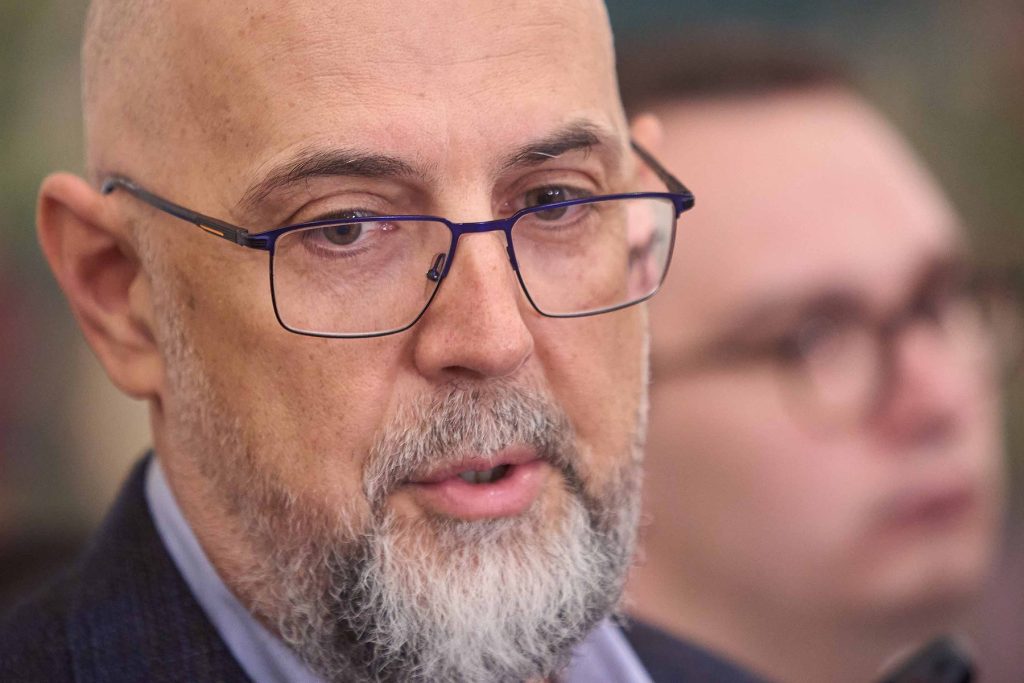 O postare a lui Kelemen Hunor, cu refuzul UDMR de a vota guvernul Veștea, a adus patru televiziuni de știri în fața CNA. „Aşa se produce dezinformarea”