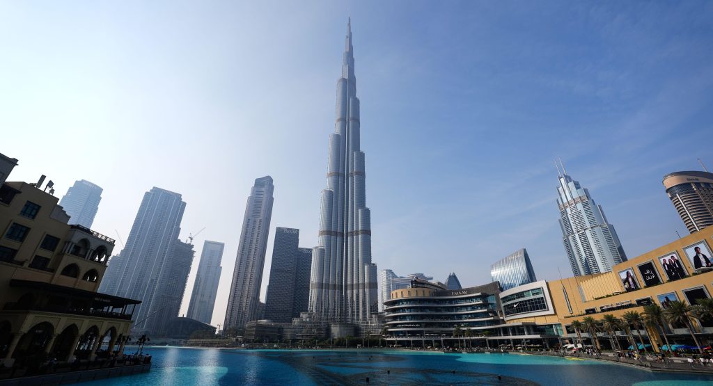 Dubai plătește rezidenții să aducă prieteni și familie în emirat.