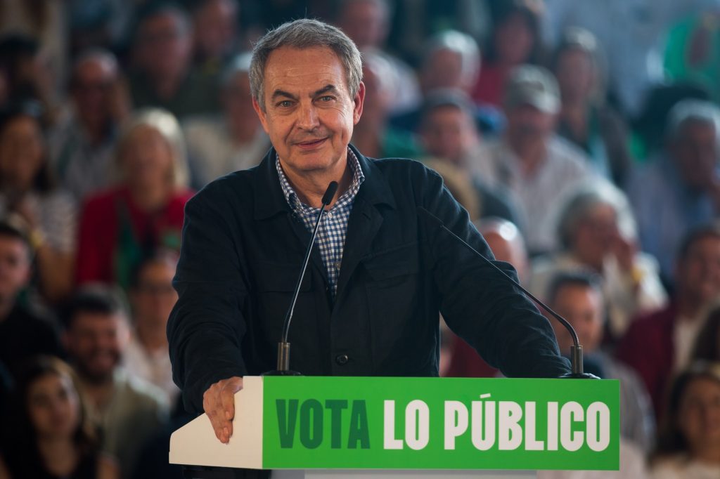 Bijuteriile de 1,3 milioane de euro găsite de procurori au fost un „cadou din curtoazie”, spune fostul premier spaniol Zapatero