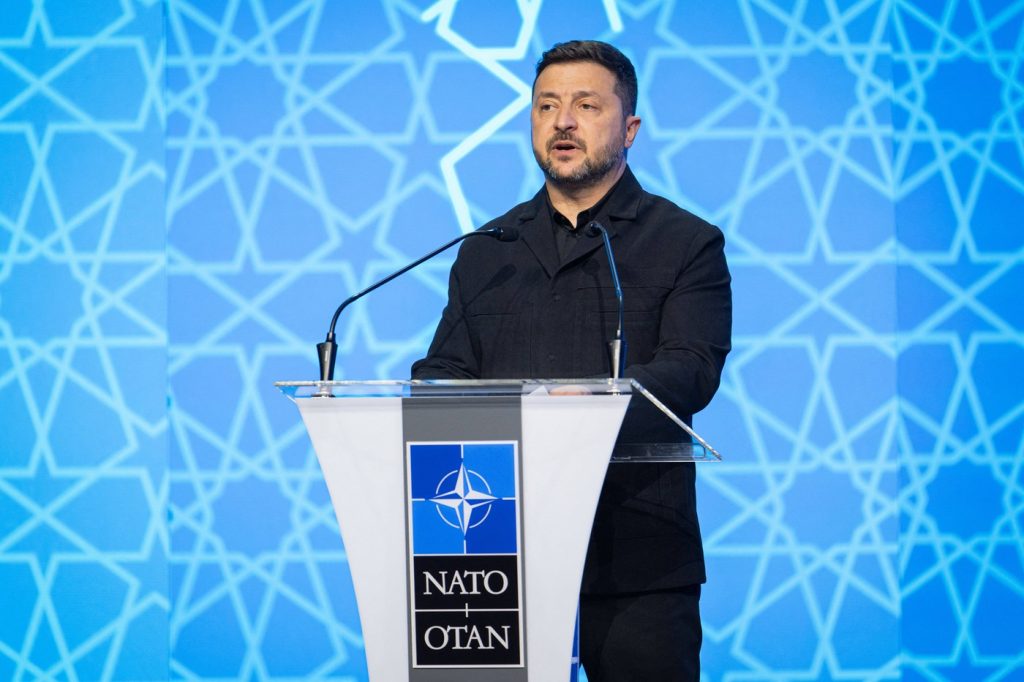 Eforturi pentru relansarea negocierilor de pace: Volodimir Zelenski a anunțat o posibilă vizită în SUA