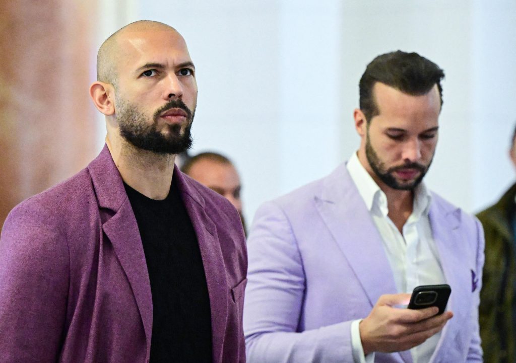 Frații Andrew și Tristan Tate au fost arestați în Miami de US Marshals