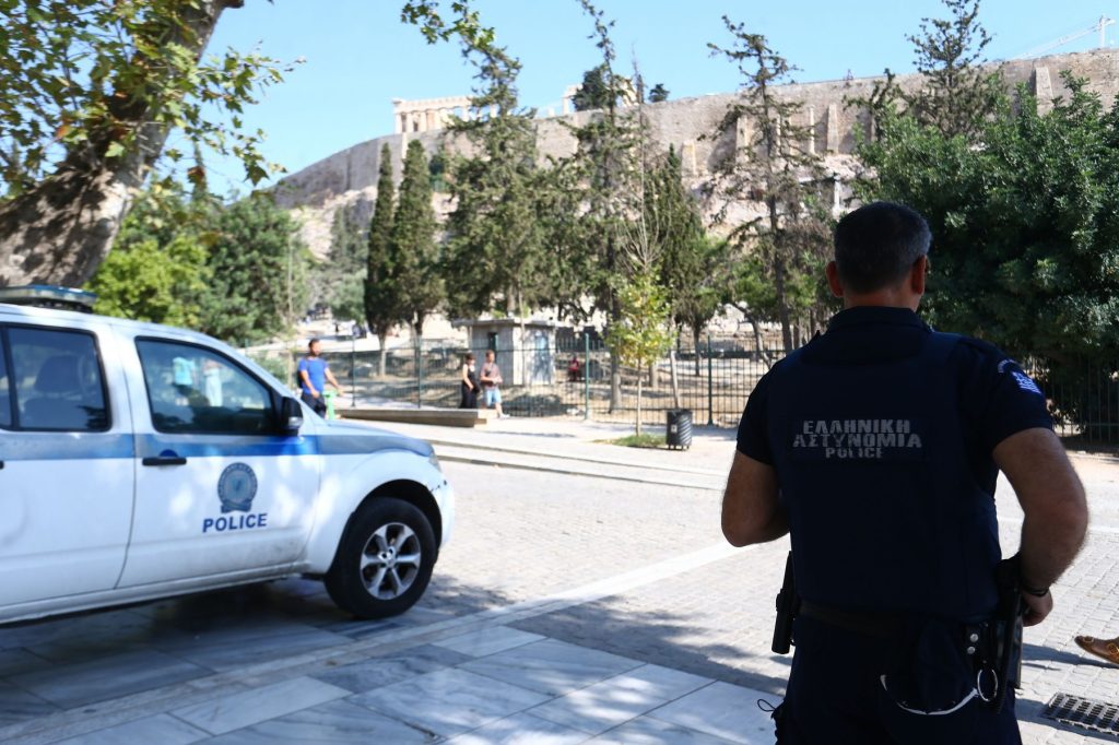 Alertă în Grecia: Doi turiști au fost înjunghiați la Acropole, poliția a sosit la fața locului