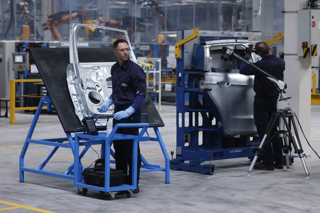 Ford va fabrica mașini electrice chinezești la singura uzină spaniolă