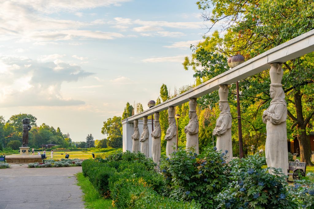 Cum va arăta Parcul Herăstrău după reamenajare? Ciucu a vorbit și despre restaurantele aflate pe malul lacului / 10.000 de bucureșteni și-au dat și ei părerea 