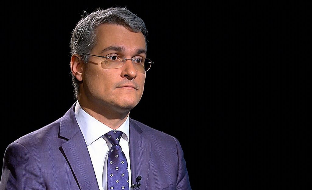 „O formă de șantaj". Ministrul Muncii, Dragoș Pîslaru, rupe tăcerea după eșecul negocierilor la legea salarizării