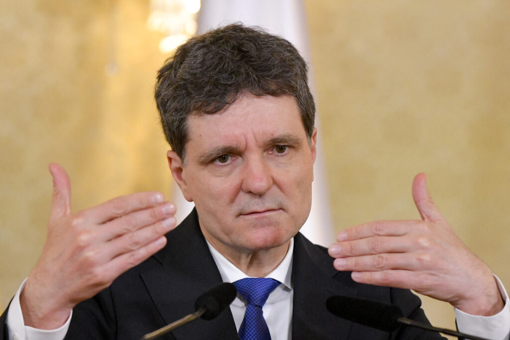 Nicușor Dan critică materialul Recorder despre Pahonțu: „Titlul nu este justificat de conținut. Nu știu care este scandalul”
