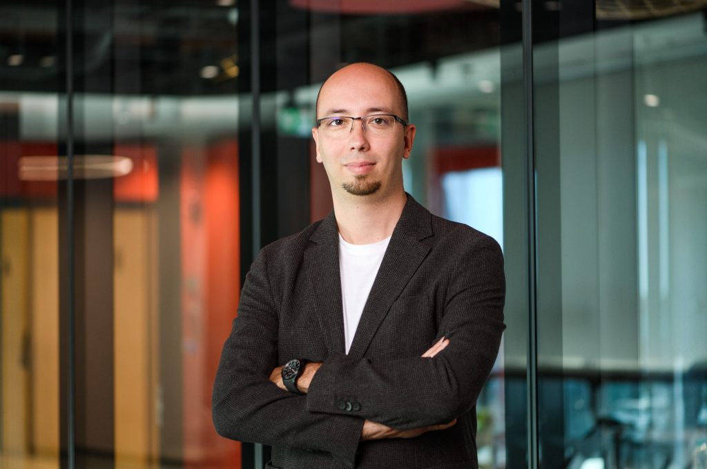 Liderul pieței de jocuri de noroc din România anunță un nou om în fruntea operațiunilor sale din țară