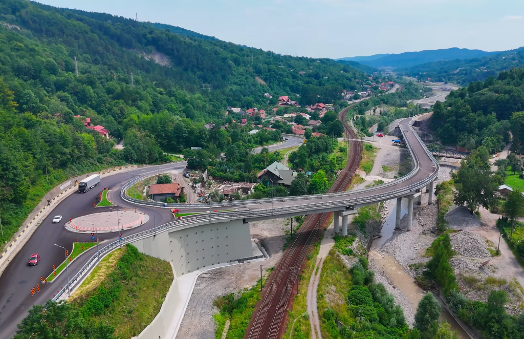 VIDEO: Centura vitală pe Valea Prahovei gata, șoseaua DN 1 se deschide