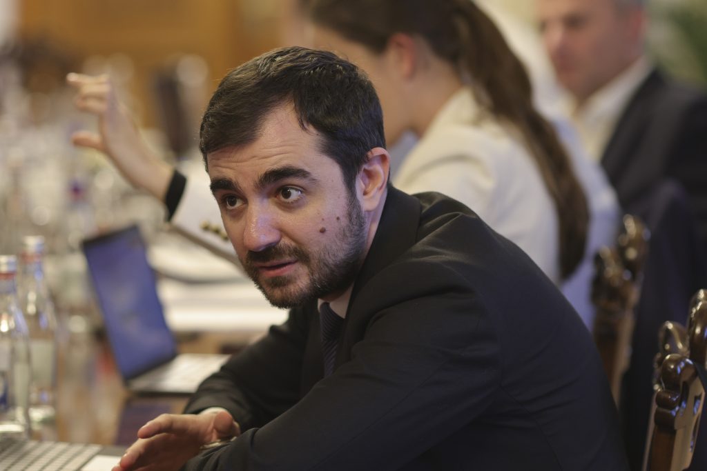Claudiu Năsui, deputat USR, propus ministru în guvernul de la Chișinău / A primit deja cetățenia moldoveană / Opoziția pro-rusă: „Se face Unirea pas cu pas, la foc încet”