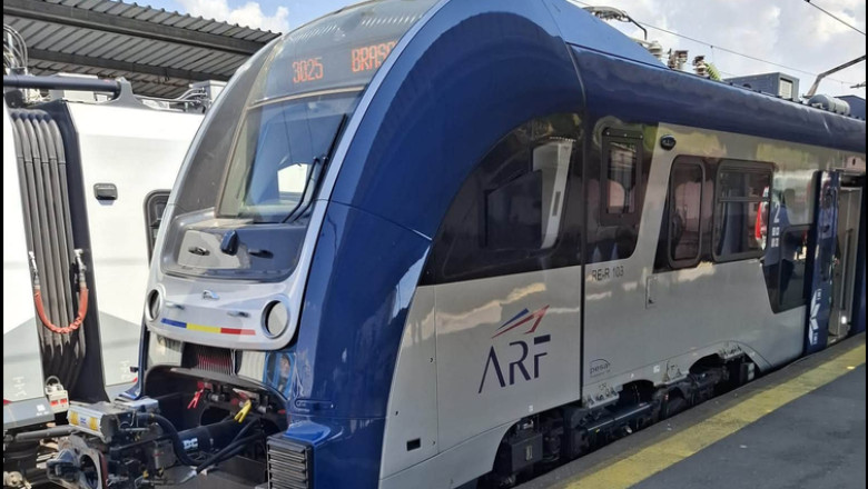Primul tren PESA a fost lansat joi în circulație. Radu Miruță: „Când am ajuns la Transporturi, erau…