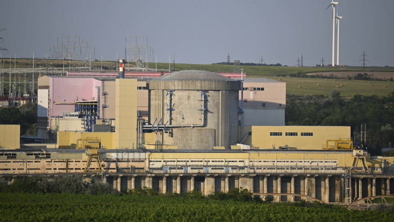 Unitatea 2 de la Cernavodă ar putea fi oprită dacă Dunărea continuă să scadă. Ce spune directorul centralei