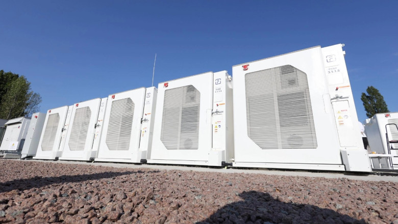 România pierde sume colosale din cauza lipsei de stocare a energiei, comparativ cu Bulgaria. „Miniștrii…