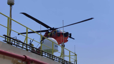 Raed Arafat anunță premieră: Black Hawk evacuează răniți de pe navă