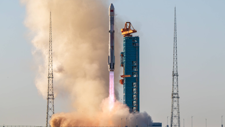 China se alătură SpaceX și Blue Origin; LandSpace aterizează treapta