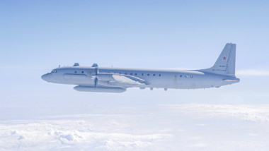 Avion rusesc Il-20 interceptat de avioane poloneze la 30 km de coastă