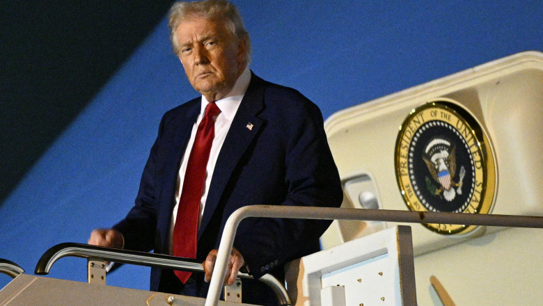 Presa de la Teheran îl ironizează pe Trump după schimbarea avionului: „Își are originea în teama față de…