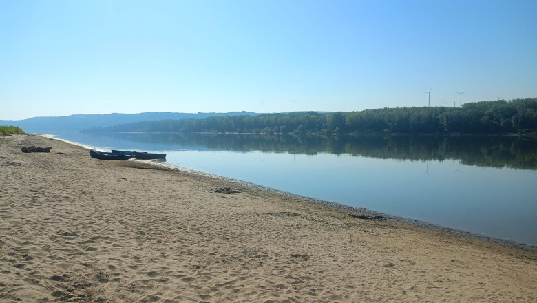 Debitul Dunării rămâne la 1.400 m³/s la intrarea în țară. Apele Române anunță când ar putea crește nivelul