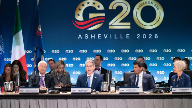 G20 începe sub presiunea datoriilor globale. Scott Bessent: „Lumea e înglodată în datorii, singura cale este să creştem”