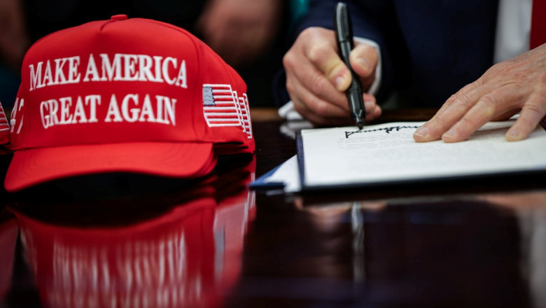 Trump încearcă din nou să limiteze cetățenia prin naștere în SUA, după ce Curtea Supremă i-a blocat prima…
