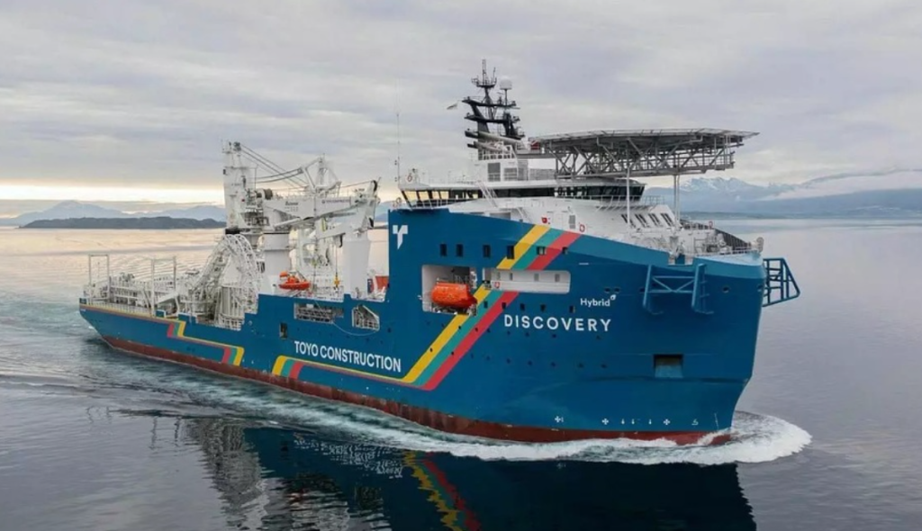 FOTO România a construit pentru Japonia cea mai mare navă de pozare a cablurilor submarine