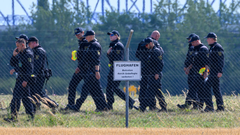 Germania neagă că avionul ucrainean de la Leipzig vizat de o dronă explozivă transporta arme sau muniţii