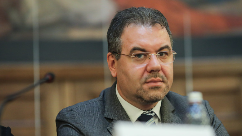 Investițiile străine directe scad 82% în primul semestru: semnal?