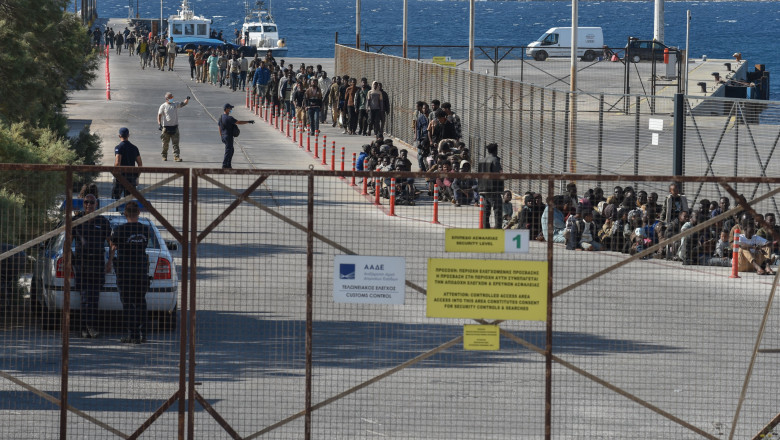 Europa, captivă între presiunea migranților și jocurile de putere din Libia. Ce riscă UE prin apropierea…