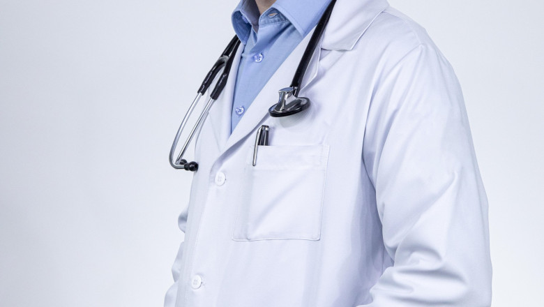 Cum a ajuns un medic din Tulcea, specializat în oncologie şi hematologie pediatrică, să lucreze în…