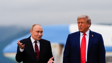 Putin „nu va ataca un teritoriu al NATO”, dă asigurări Trump. „Am avut discuţii bune cu el”