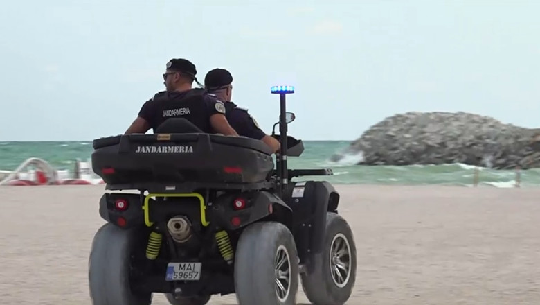 Turiști nemulțumiți, evacuați de pe plaja Costinești din cauza unei drone