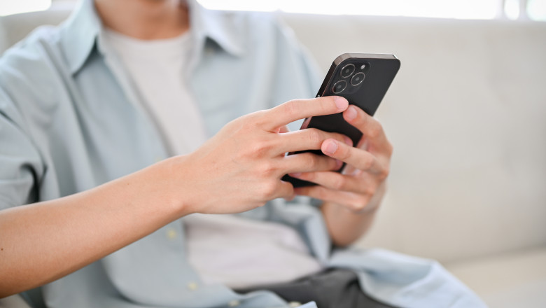 Ce înseamnă punctul verde sau portocaliu de pe ecranul telefonului?