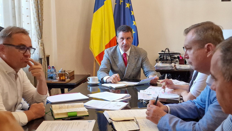 Tanczos Barna: „Fermierii pot cere din 1 septembrie ajutor pentru porci și bovine.” Ce sume vor fi acordate