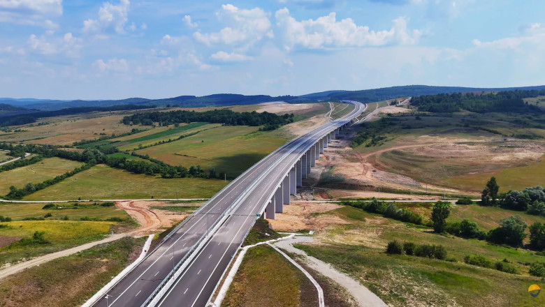 Ministrul Transporturilor: În acest an se va circula pe autostradă dinspre Sălaj până la Sibiu sau până la…