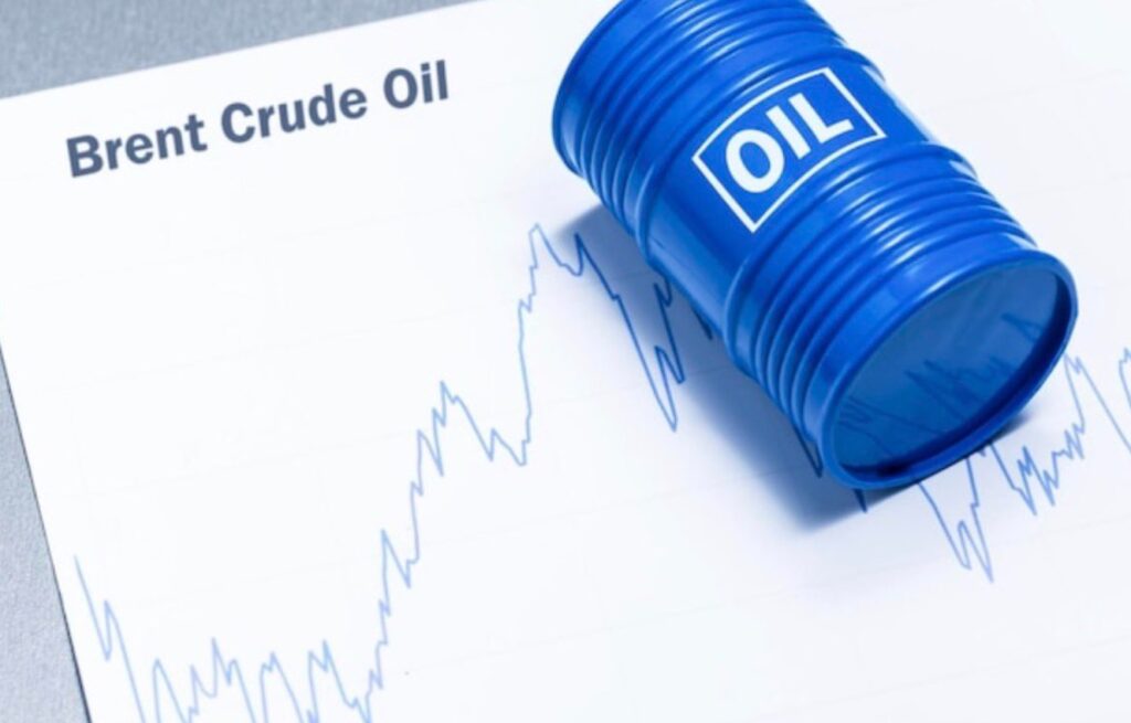 Prețul petrolului sare după atacurile dintre SUA și Iran | Brent ajunge la 89 de dolari pe baril