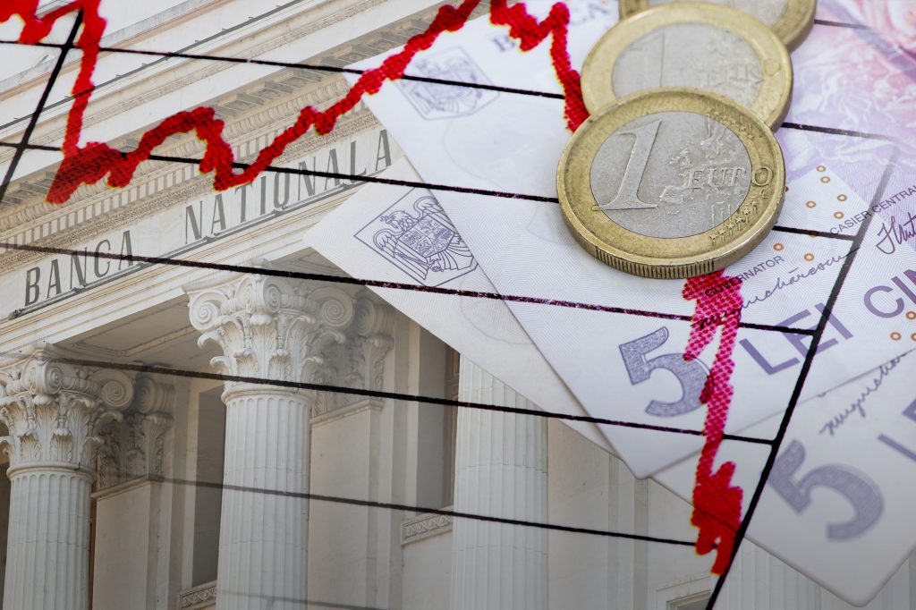 Analiștii: leul slab, datorii cresc și economia apropie de recesiune