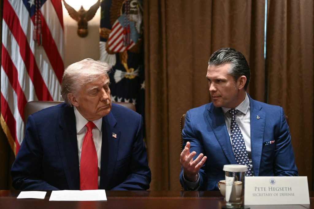 Cum și-a redus administrația Trump pretențiile față de Iran, în timp ce Teheranul cere acum nu „ochi pentru ochi”, ci „un cap pentru un ochi”