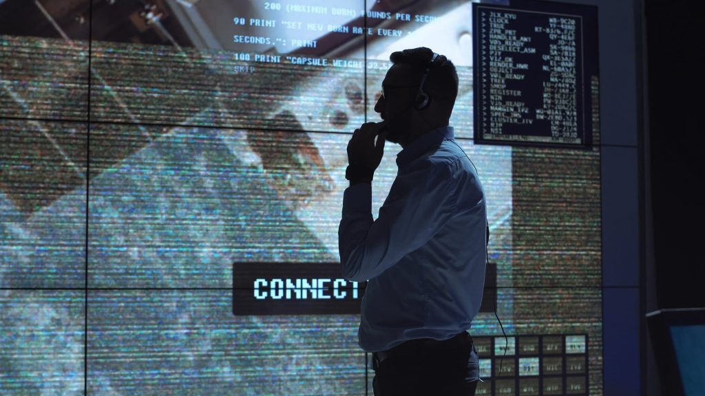 Asimov a avut dreptate: avertisment după atacurile AI recente