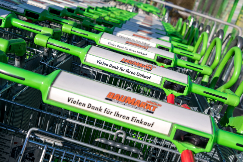 Carrefour vinde magazine în România, Lidl/Kaufland caută intrare pe piață