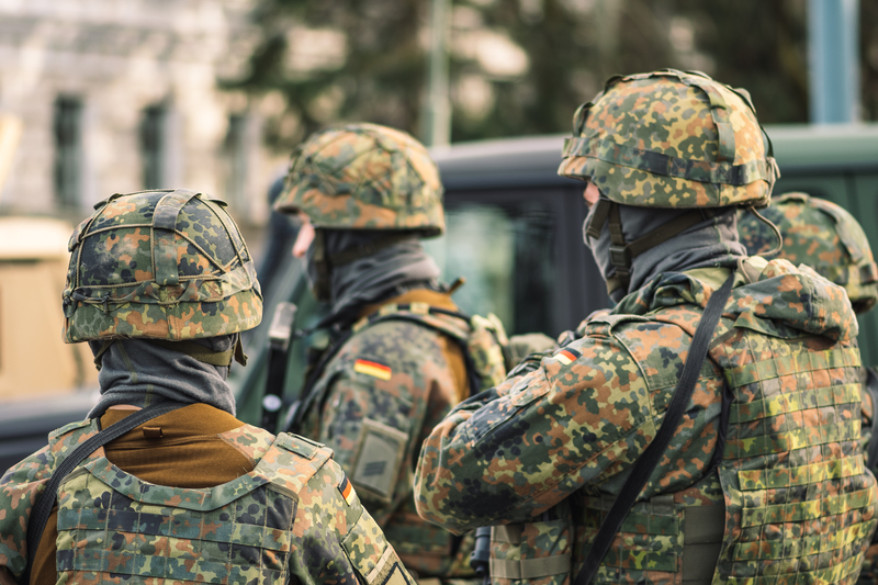 UE: 800 miliarde de euro pentru armament, dar lipsesc 100.000 de soldați