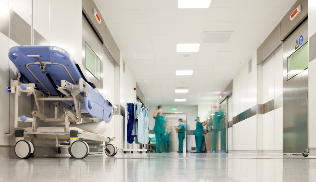 Navigatorii de pacienți te ajută să găsești soluții pentru cancer și bolile cronice. Există asociații care oferă gratuit serviciul